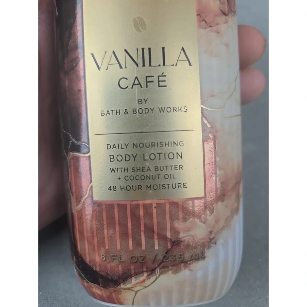 Bath & Body Works VANILLA CAFE Body Lotion 8oz NEW